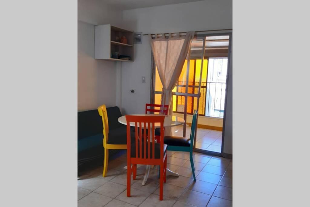Monoambiente Luminoso En El Corazon De La Ciudad Apartment บัวโนสไอเรส ภายนอก รูปภาพ